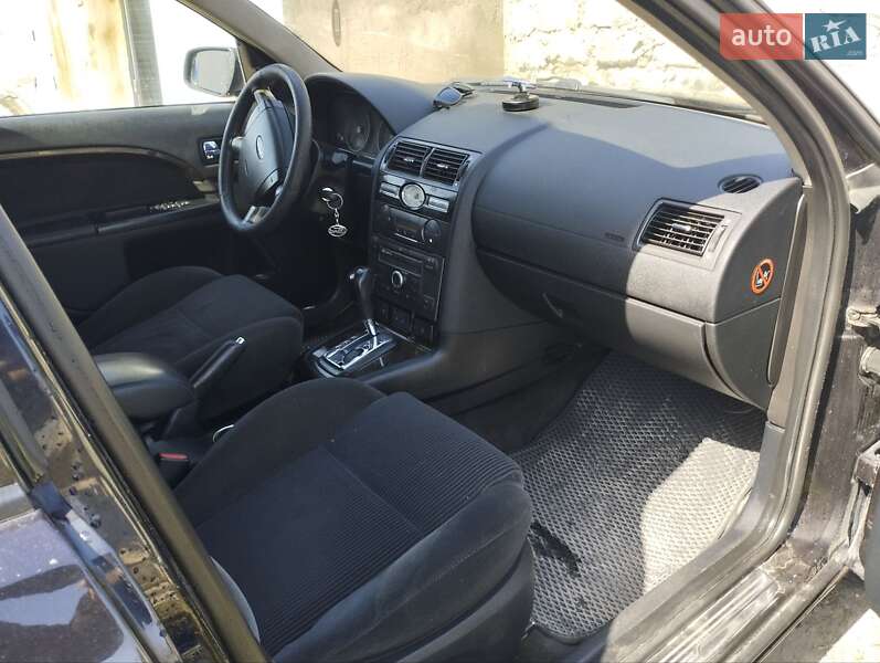 Лифтбек Ford Mondeo 2004 в Черновцах фото 5 Лифтбек Ford Mondeo 2004 в Черновцах
