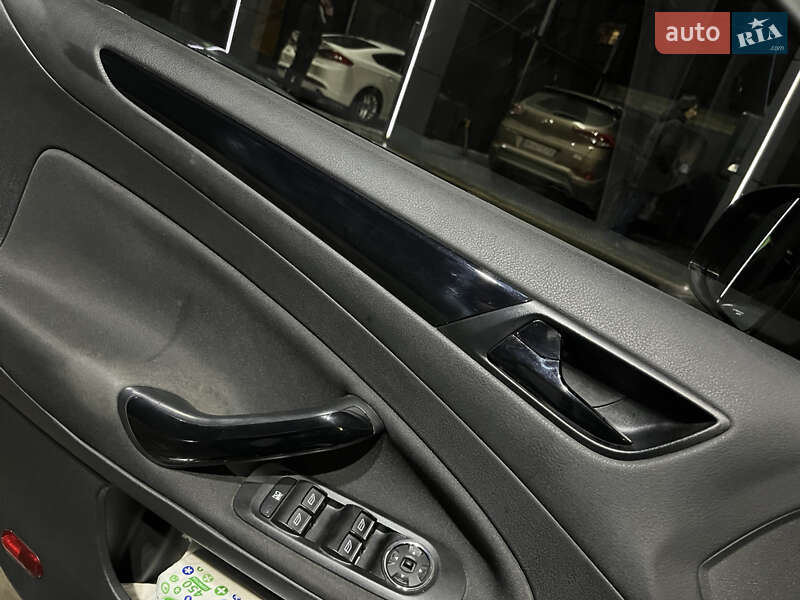 Ліфтбек Ford Mondeo 2013 в Одесі