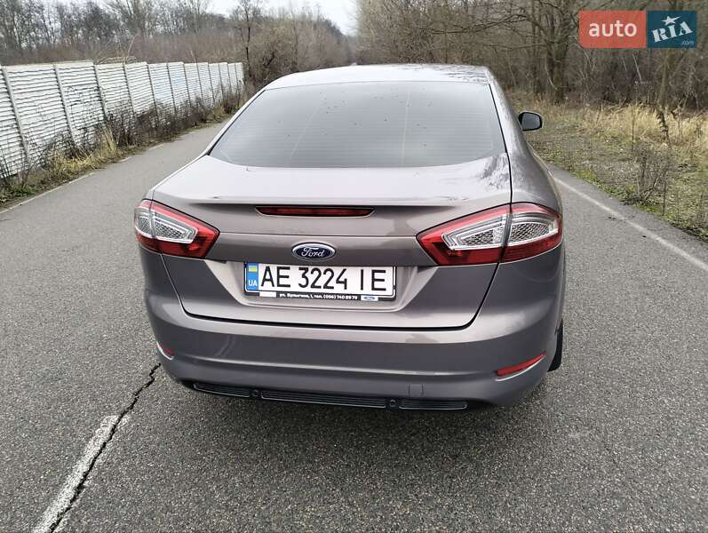 Седан Ford Mondeo 2012 в Днепре