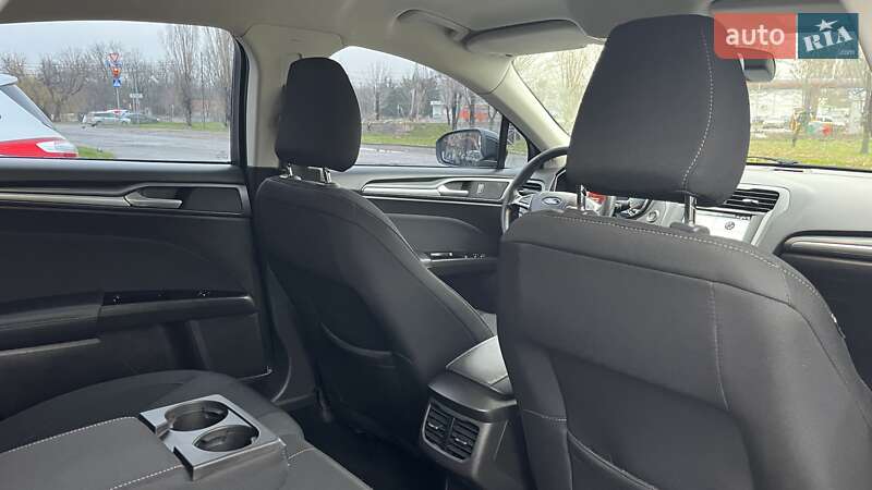 Лифтбек Ford Mondeo 2017 в Николаеве