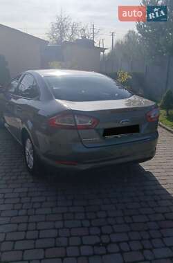 Седан Ford Mondeo 2012 в Івано-Франківську