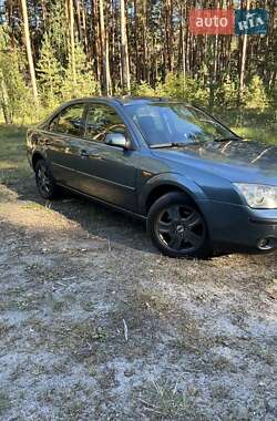 Універсал Ford Mondeo 2002 в Бобровиці