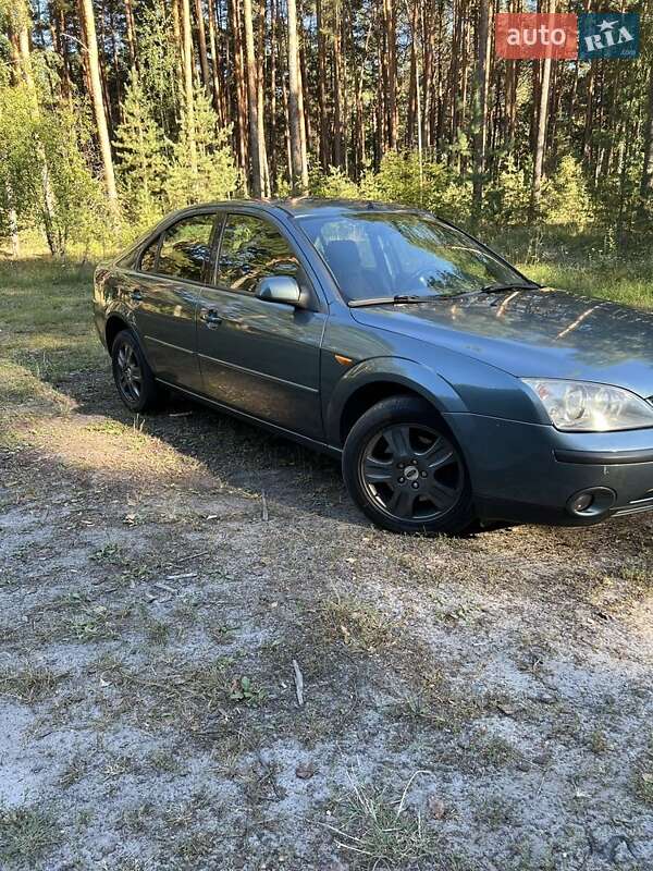 Универсал Ford Mondeo 2002 в Бобровице