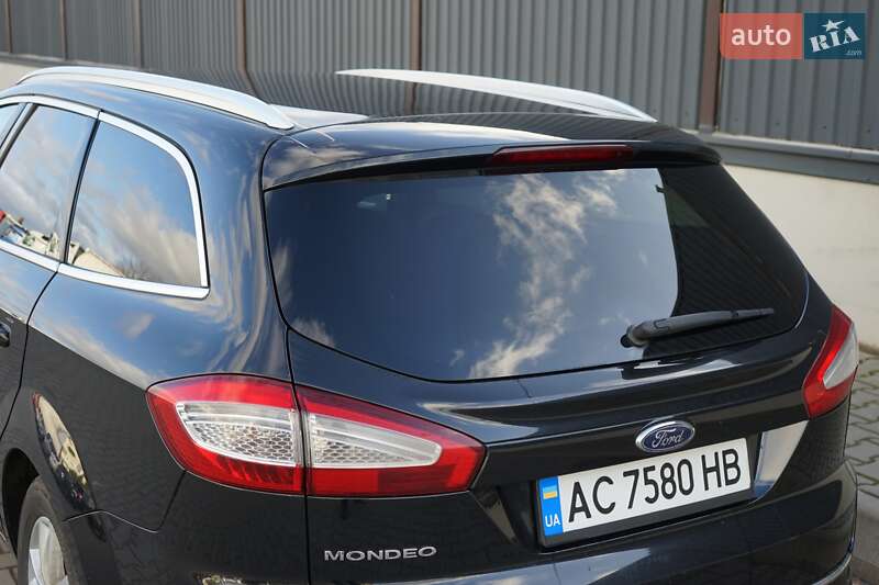 Универсал Ford Mondeo 2014 в Луцке