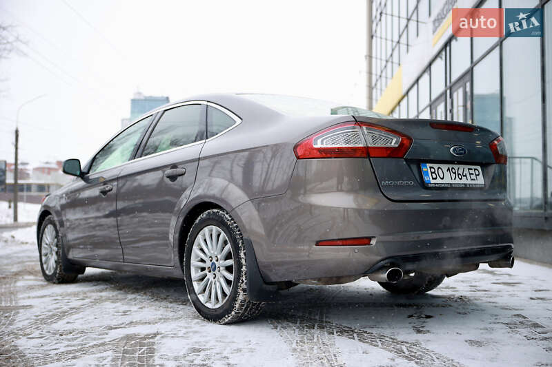 Седан Ford Mondeo 2012 в Тернополе