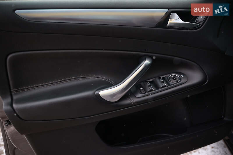 Седан Ford Mondeo 2012 в Тернополе