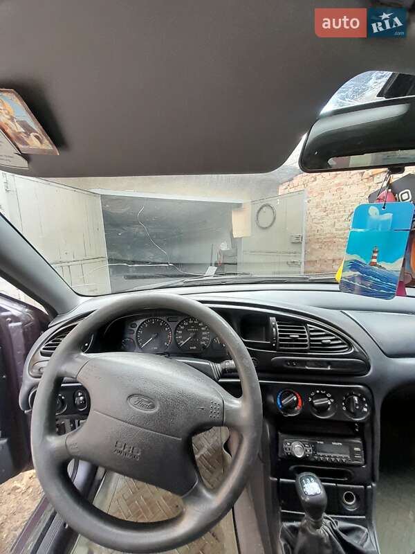 Универсал Ford Mondeo 1997 в Самборе