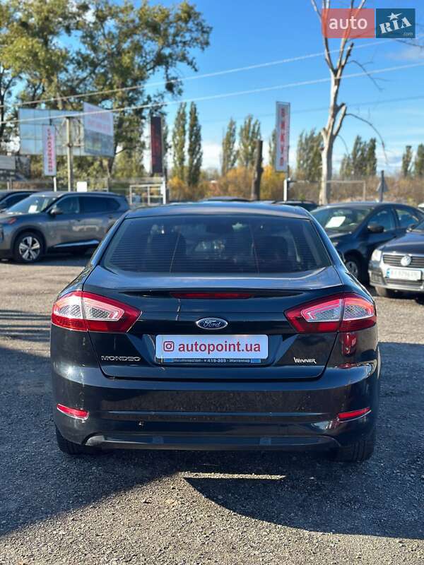 Седан Ford Mondeo 2011 в Белогородке