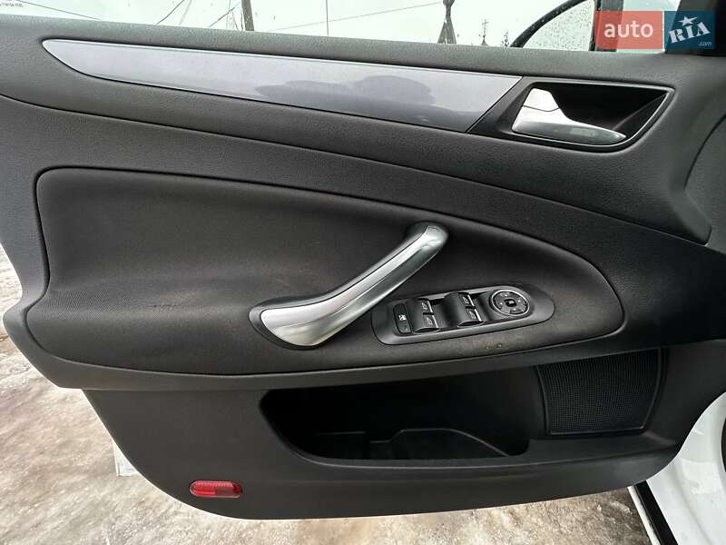 Седан Ford Mondeo 2012 в Харькове фото 32 Седан Ford Mondeo 2012 в Харькове