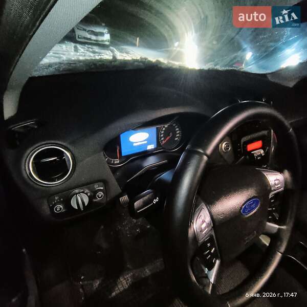 Седан Ford Mondeo 2011 в Киеве