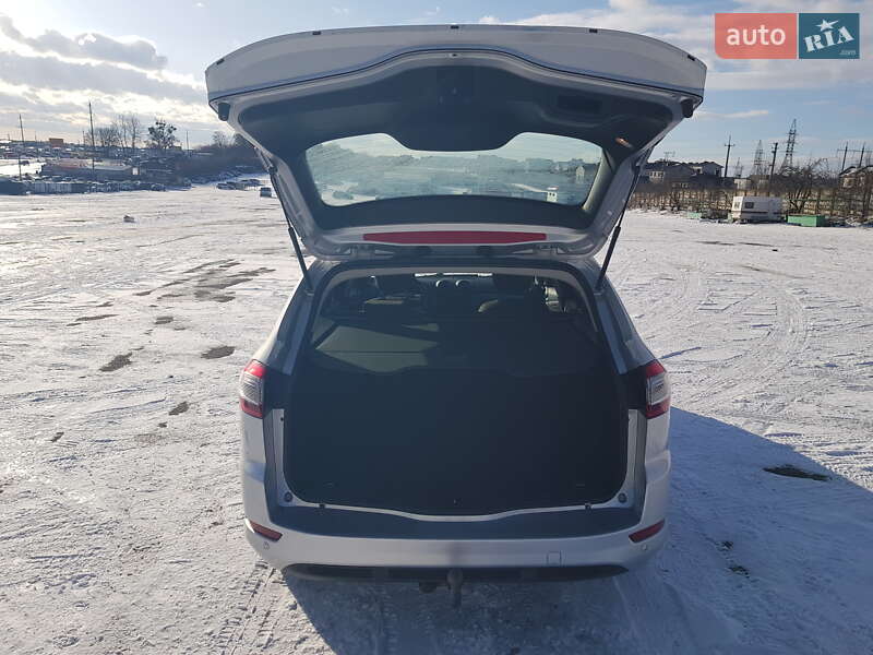 Універсал Ford Mondeo 2013 в Рівному