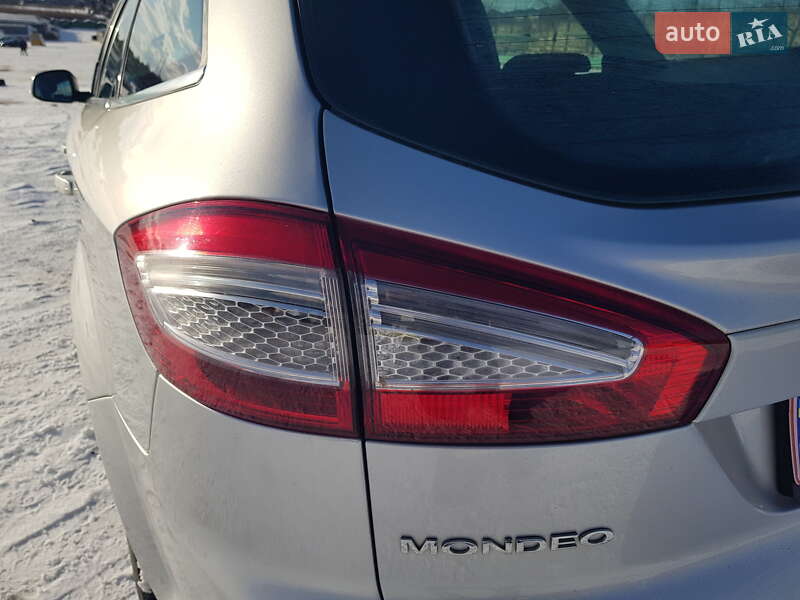 Універсал Ford Mondeo 2013 в Рівному