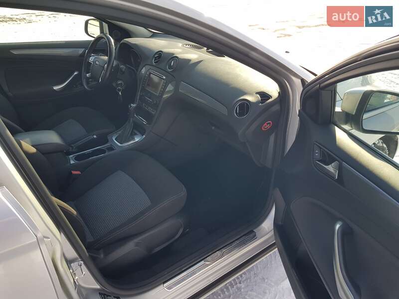 Універсал Ford Mondeo 2013 в Рівному