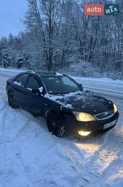 Ліфтбек Ford Mondeo 2003 в Шепетівці