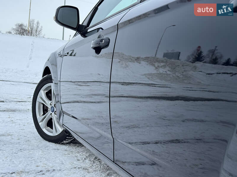 Универсал Ford Mondeo 2011 в Стрые