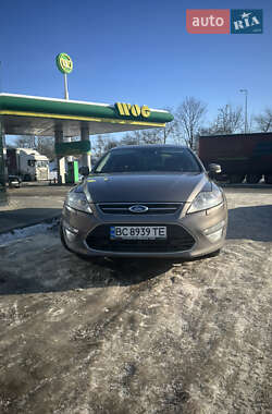 Седан Ford Mondeo 2013 в Львове
