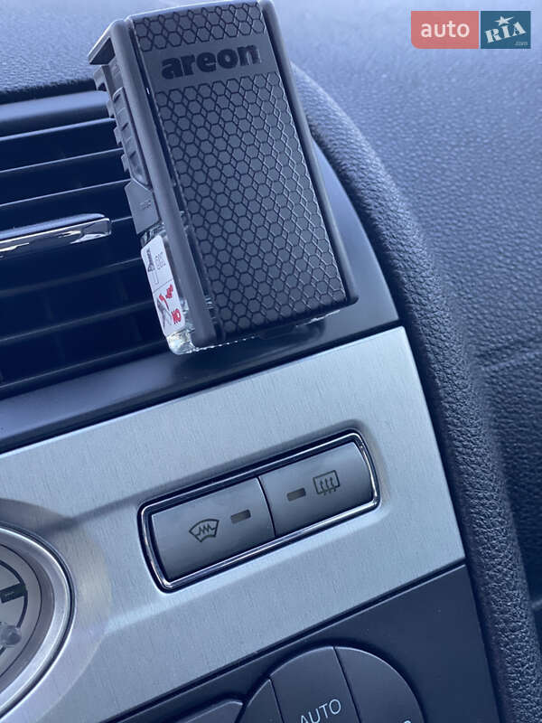 Лифтбек Ford Mondeo 2004 в Житомире