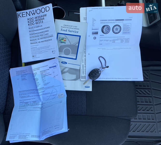 Лифтбек Ford Mondeo 2004 в Житомире