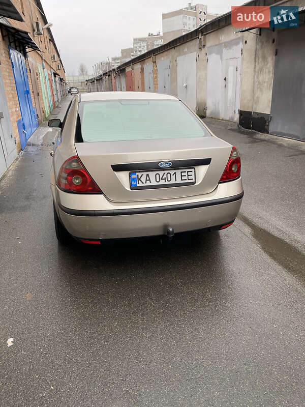 Седан Ford Mondeo 2005 в Киеве