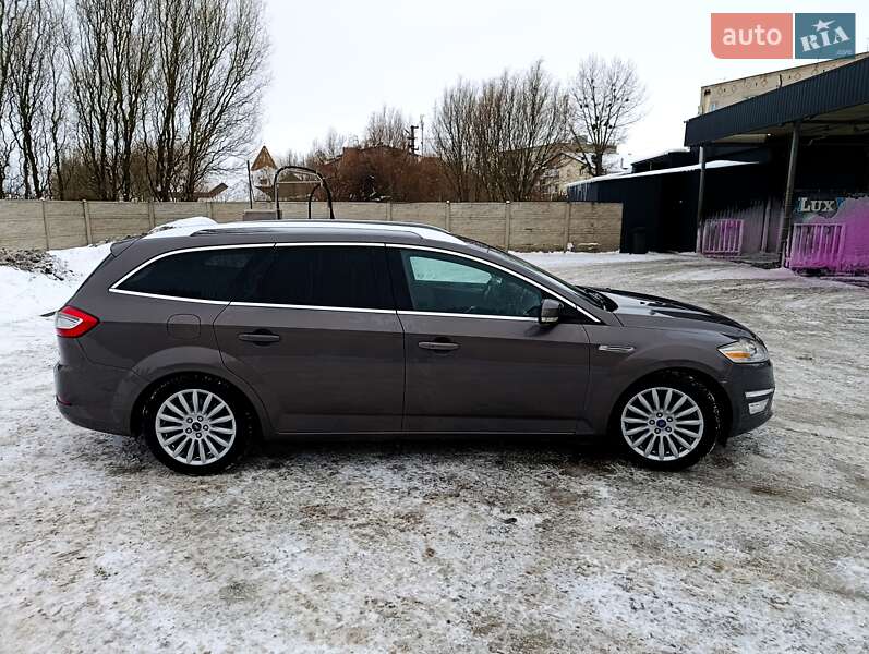 Универсал Ford Mondeo 2011 в Луцке