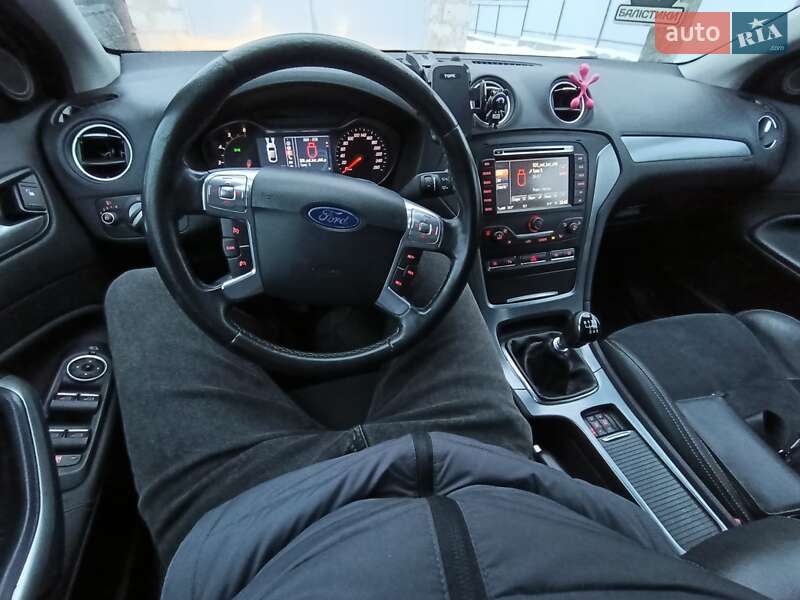 Универсал Ford Mondeo 2011 в Луцке