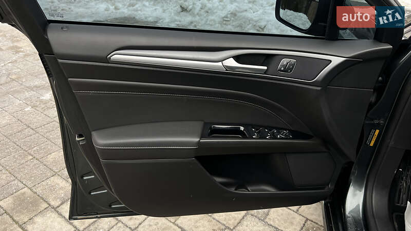 Седан Ford Mondeo 2016 в Львові фото 25 Седан Ford Mondeo 2016 в Львові
