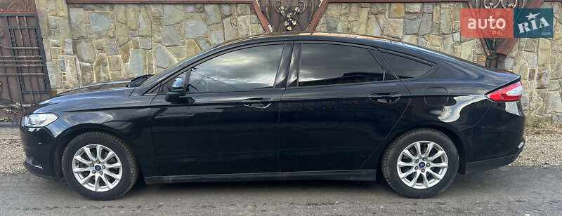 Ліфтбек Ford Mondeo 2015 в Стрию