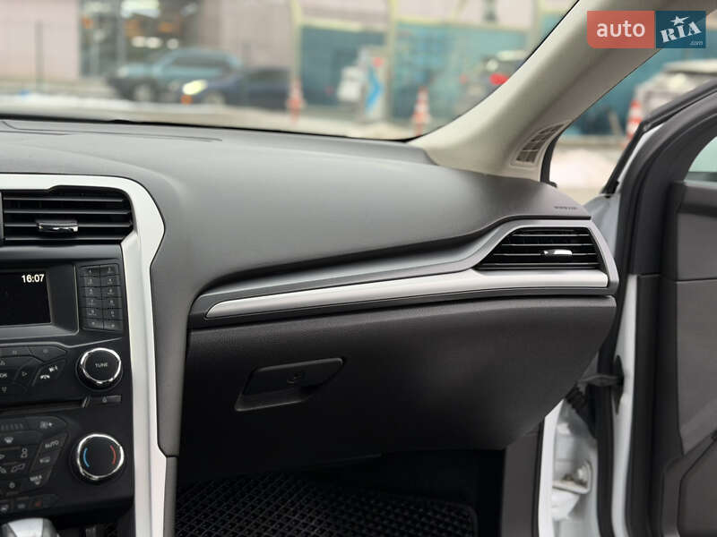 Лифтбек Ford Mondeo 2017 в Одессе