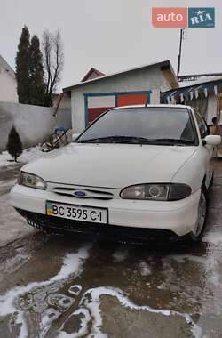 Універсал Ford Mondeo 1995 в Івано-Франківську