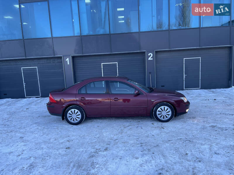 Седан Ford Mondeo 2004 в Києві