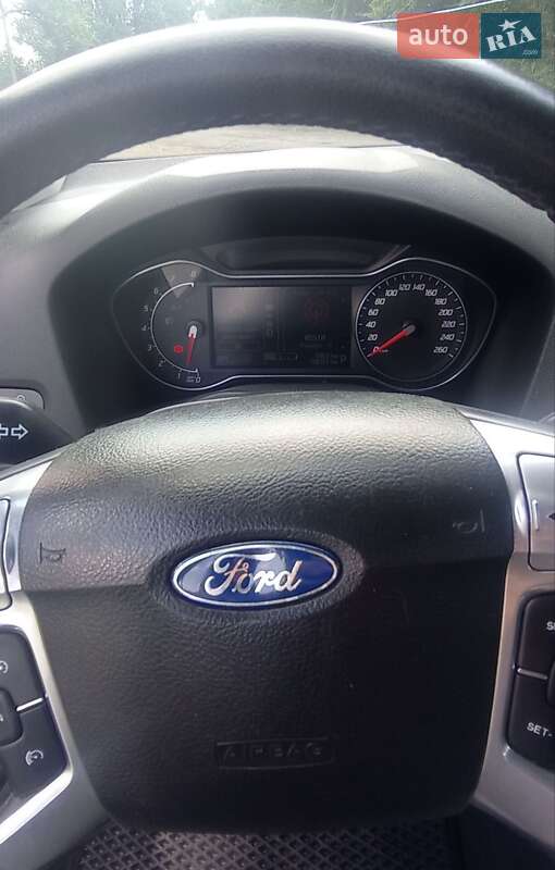 Седан Ford Mondeo 2012 в Дніпрі