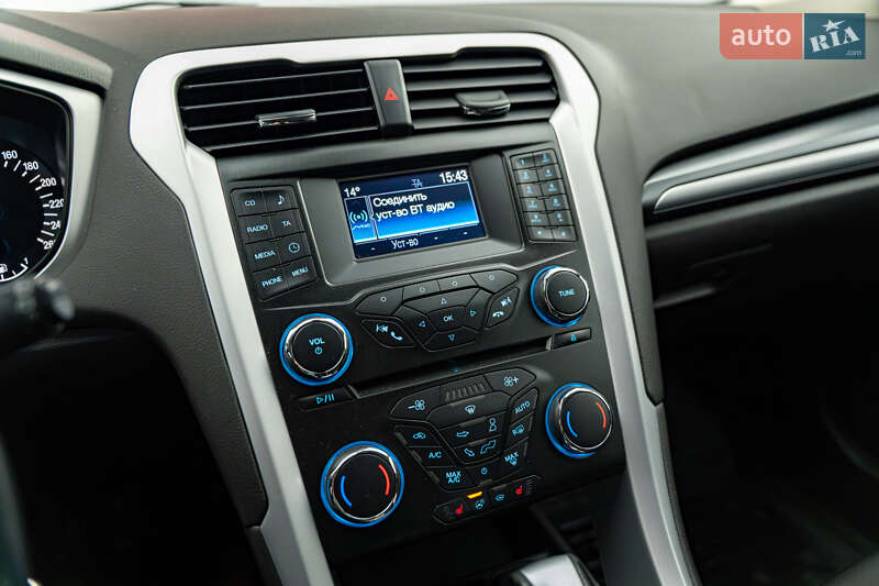 Седан Ford Mondeo 2017 в Киеве