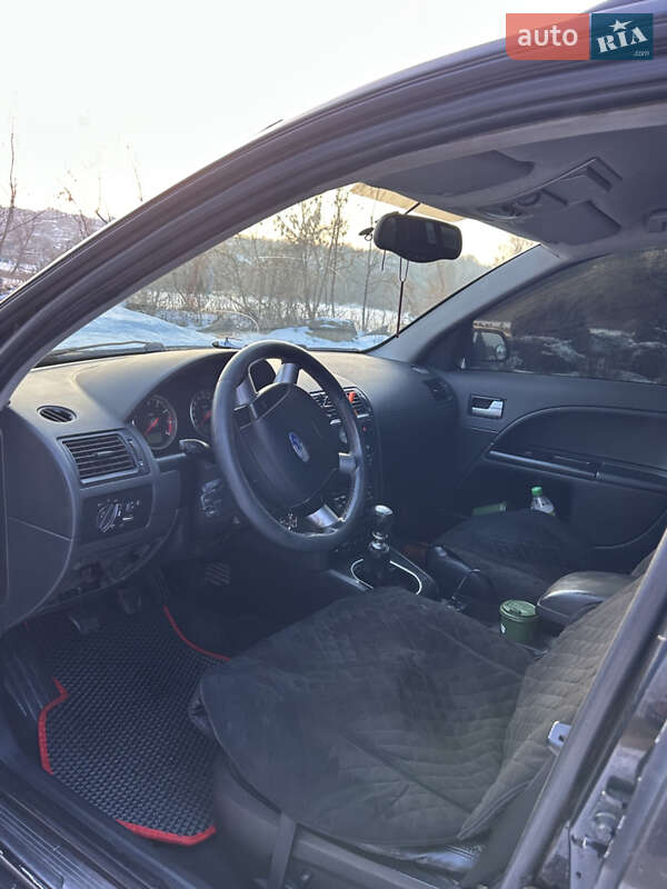Универсал Ford Mondeo 2001 в Виннице