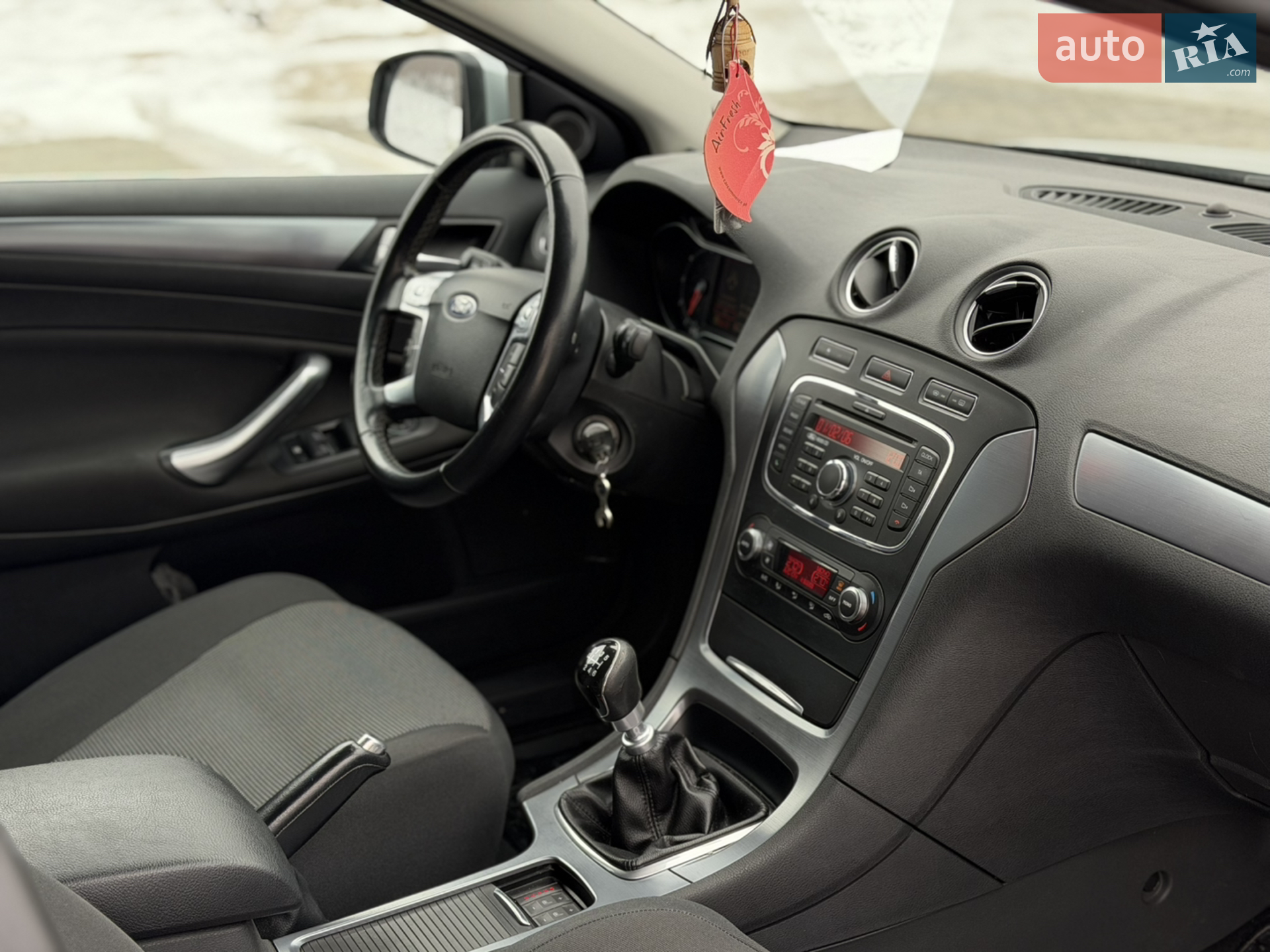 2013 Ford Mondeo - мініатюра 27