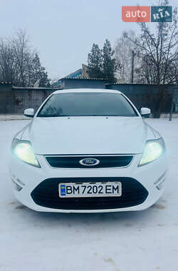 Седан Ford Mondeo 2012 в Хоролі