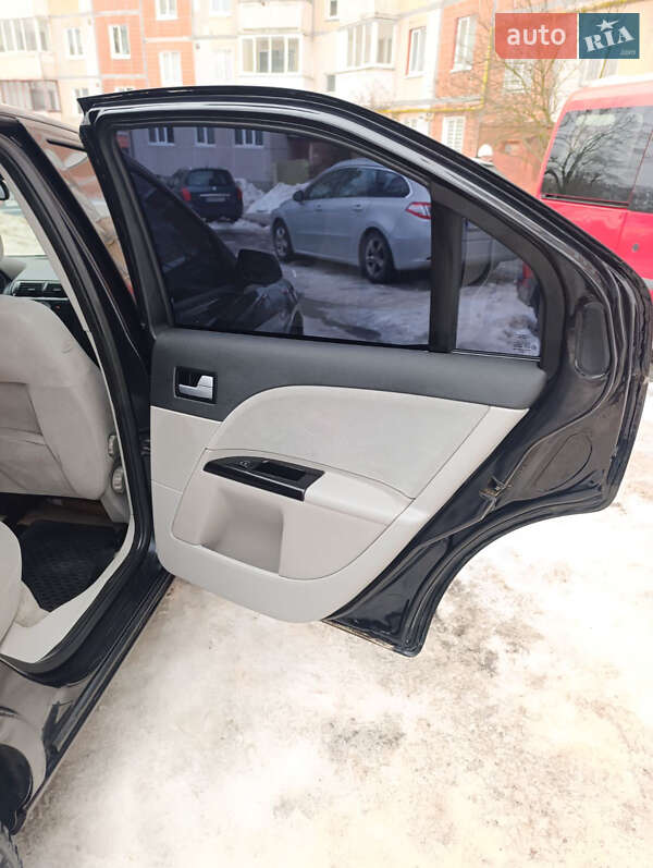 Ліфтбек Ford Mondeo 2002 в Тернополі