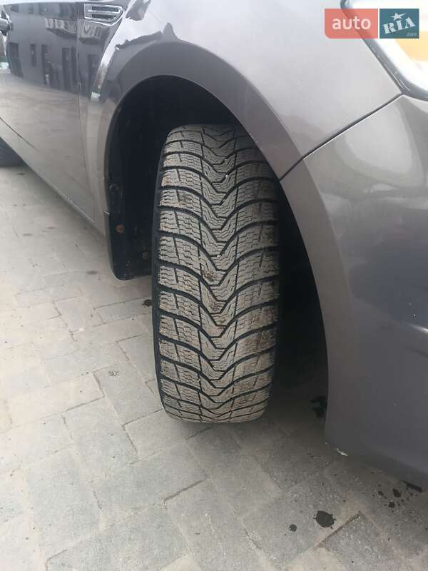 Седан Ford Mondeo 2012 в Лубнах