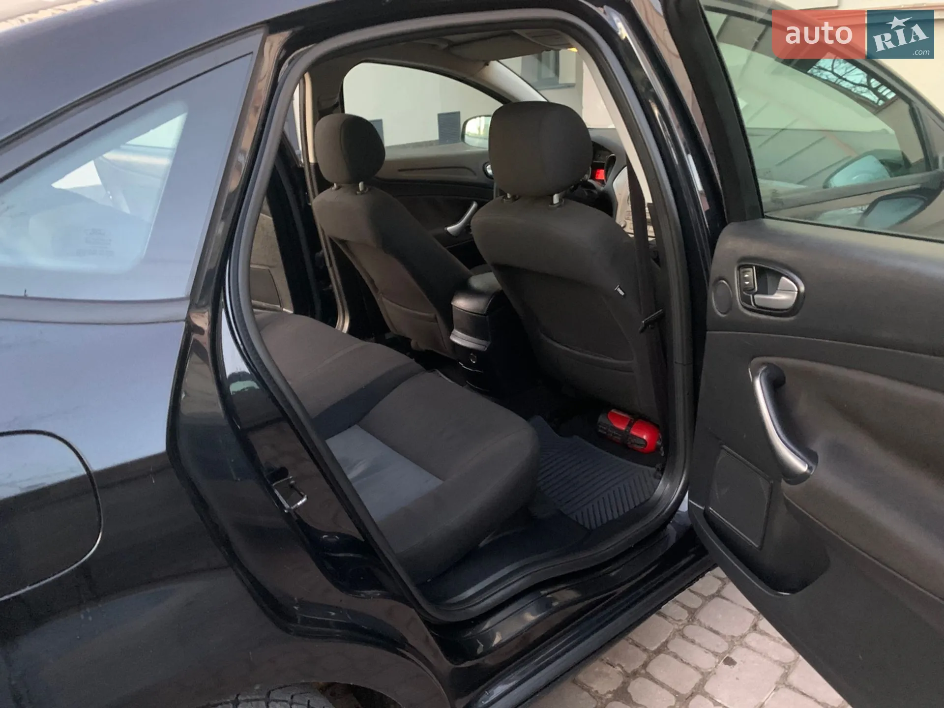 2010 Ford Mondeo - мініатюра 18