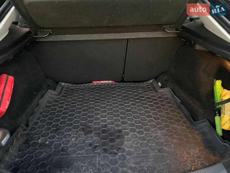 Лифтбек Ford Mondeo 2010 в Шепетовке