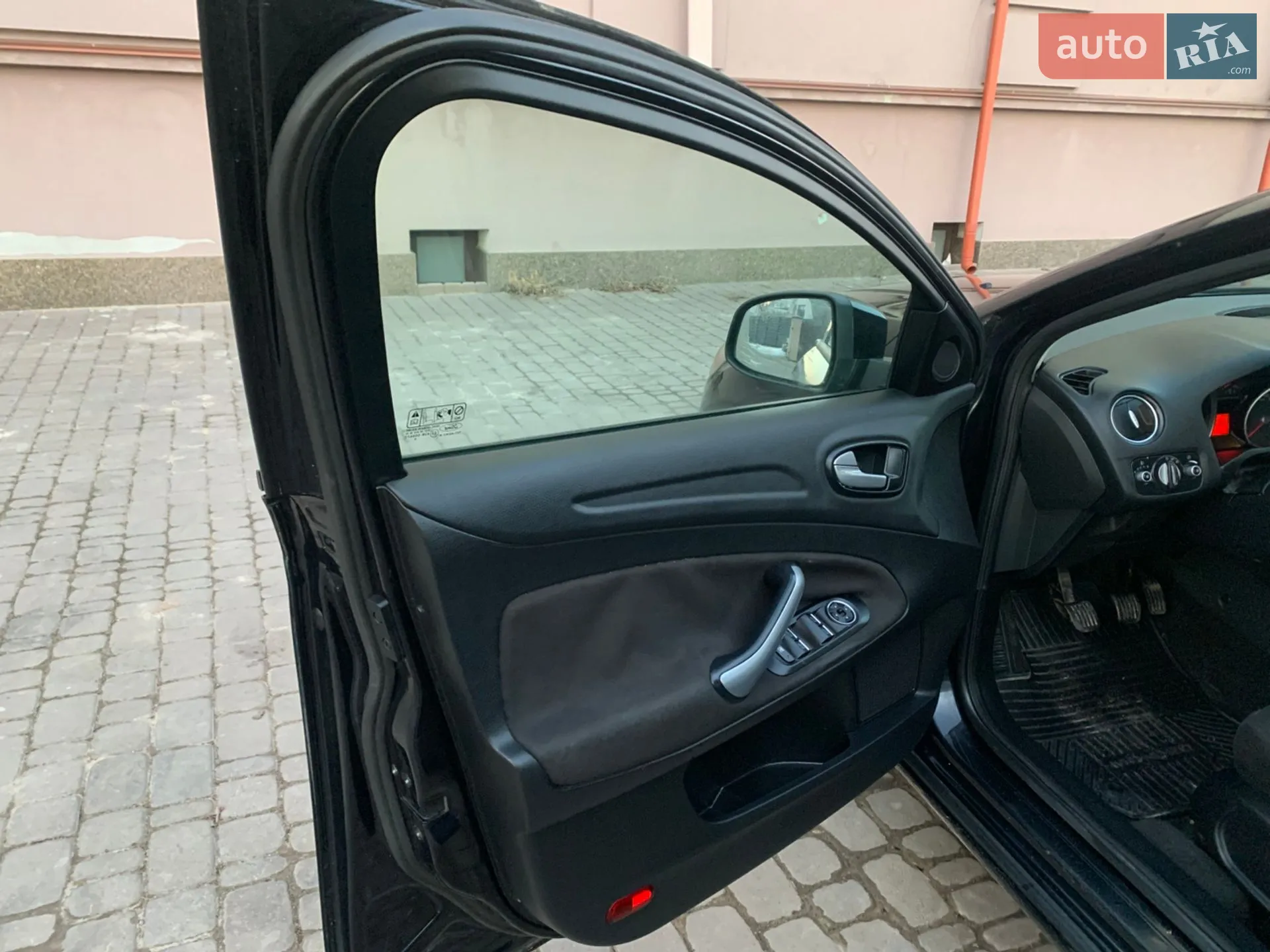 2010 Ford Mondeo - мініатюра 13