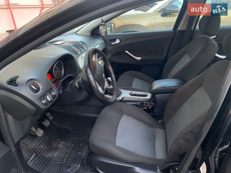 Лифтбек Ford Mondeo 2010 в Шепетовке