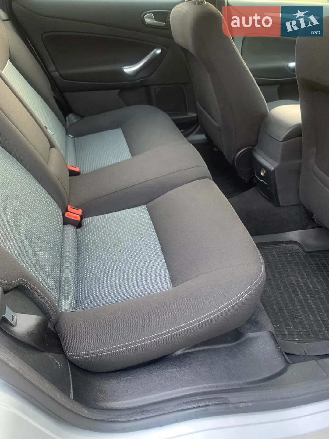 2010 Ford Mondeo - мініатюра 2