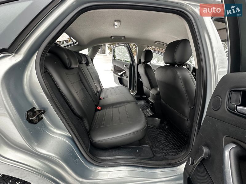 Седан Ford Mondeo 2007 в Києві