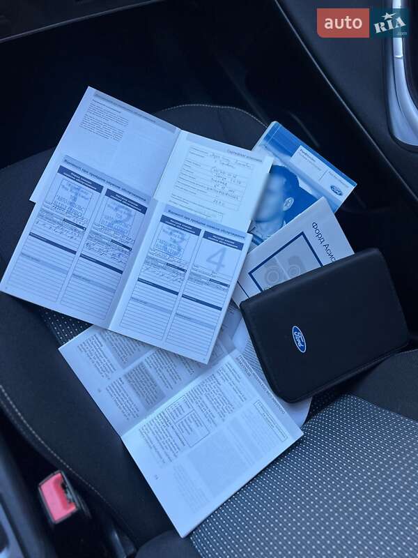 Седан Ford Mondeo 2011 в Хмельницком