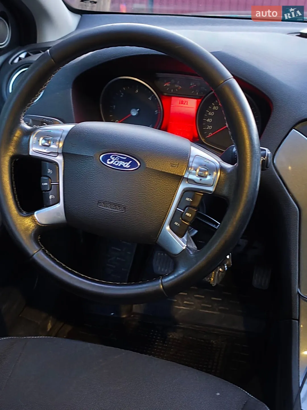 2013 Ford Mondeo - мініатюра 17