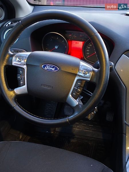 Универсал Ford Mondeo 2013 в Берегово