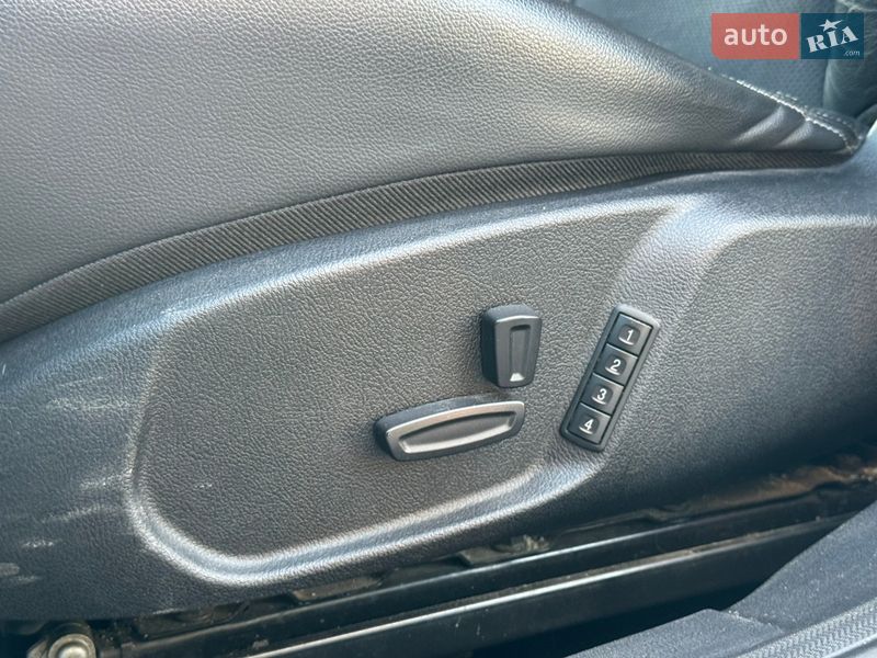 Седан Ford Mondeo 2012 в Стрию