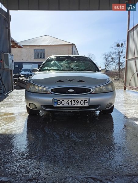 Универсал Ford Mondeo 1997 в Журавном
