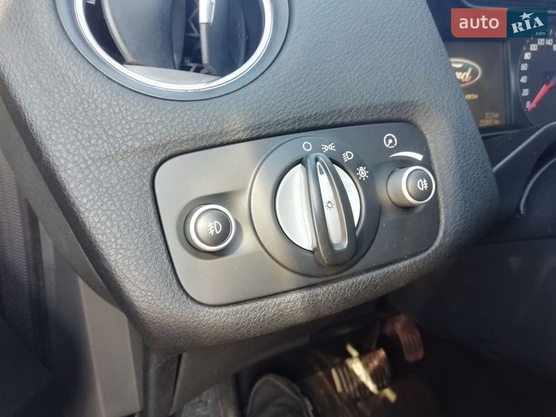 Універсал Ford Mondeo 2012 в Луцьку