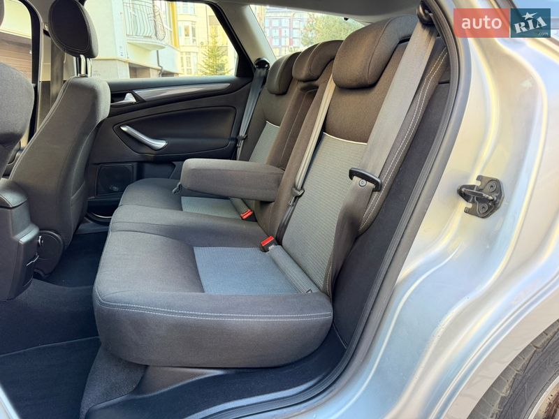 Универсал Ford Mondeo 2012 в Ивано-Франковске